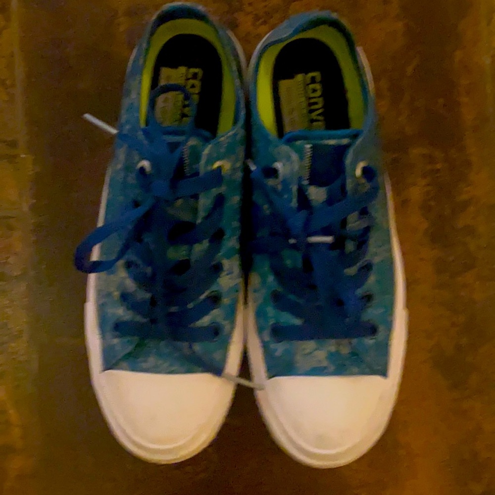 Women’s shoes
